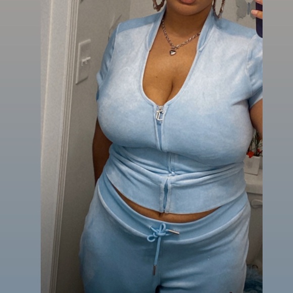 Juicy Couture Bling Tracksuit Set - Picture 9 of 10